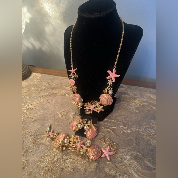 Elegant Pink Starfish Jewelry Bundle Set - Picture 3 of 8
